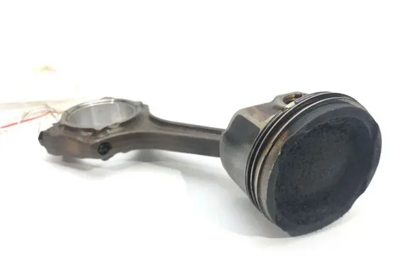 Fiat Linea Piston with connecting rod 198A4000