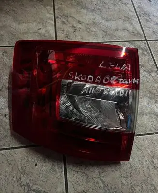 Skoda Octavia Mk3 (5E) Rear/tail lights 5E9945095 00133800 00151649