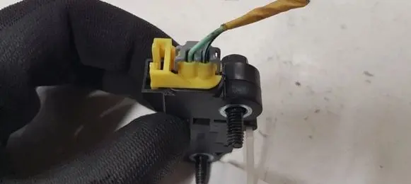 Opel Antara Airbag deployment crash/impact sensor 96631484 11202007 6035023