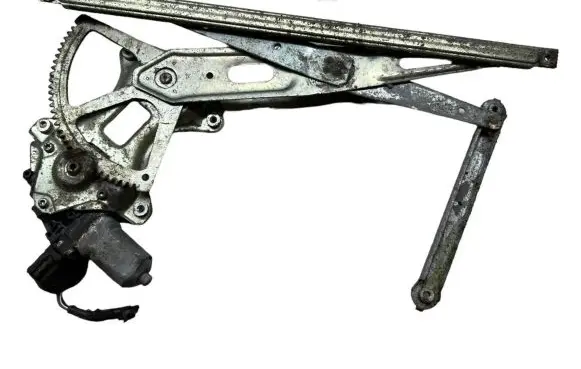 Lexus IS 220D-250-350 Front door window regulator motor 0620401760 8571668010