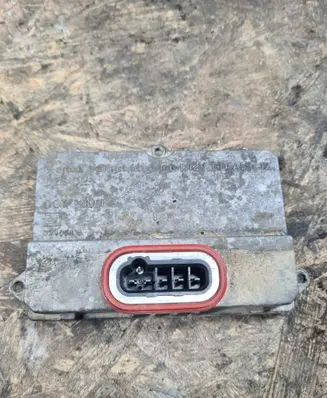 Mercedes-Benz E W211 Headlight ballast module Xenon 5DV00829000 205930300510130 25930300510130