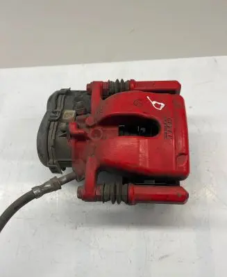 Mercedes-Benz A W176 Rear brake cylinder 