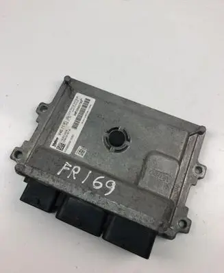 Peugeot 208 Engine control unit/module 9805895780
