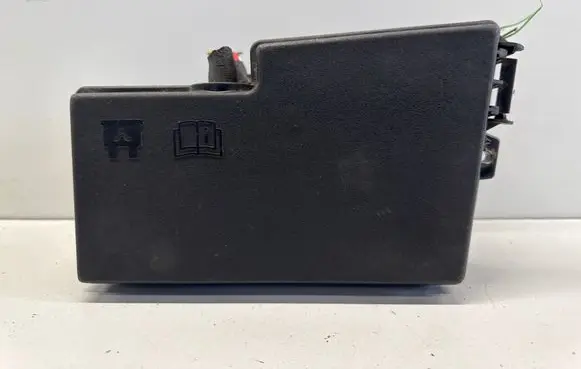 Ford Grand C-MAX Fuse module AV6T14K733