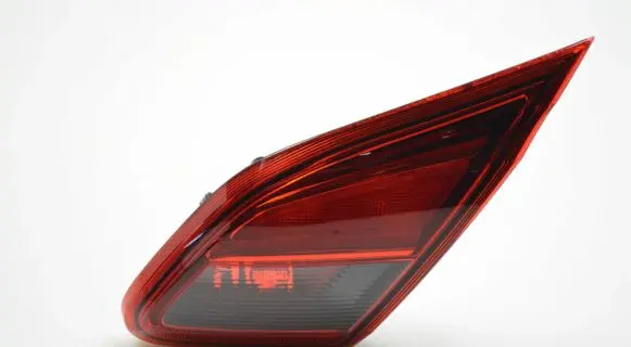 Opel Corsa E Tailgate rear/tail lights 39012626