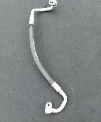 Volkswagen Caddy Air conditioning (A/C) pipe/hose 1K0820721C