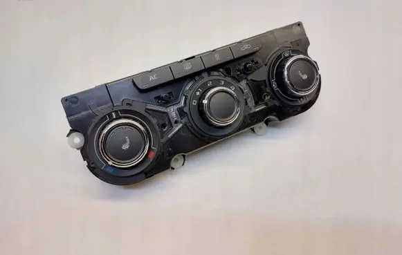 Skoda Superb B6 (3T) Climate control unit 3T0820047AJ