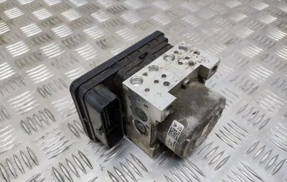 Peugeot 208 ABS Pump 9826857180 61792800105