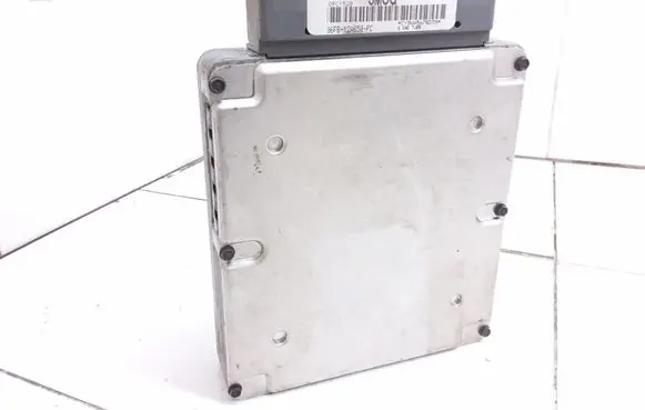 Ford Fiesta Engine control unit/module 96FB12A650FC F5SB14A624AA 7E07A0