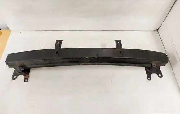 Skoda Fabia Mk2 (5J) Front bumper support beam 5J0807109A
