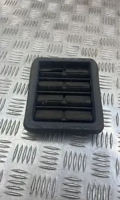 Chrysler Grand Voyager V Quarter panel pressure vent 05058643AA
