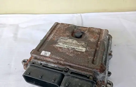 Chrysler Grand Voyager V Engine control unit/module P04727880AH 0281014788
