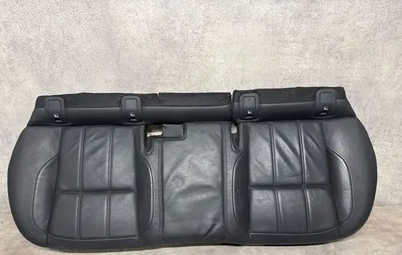 Land Rover Evoque II Rear seat L5512350 53846178