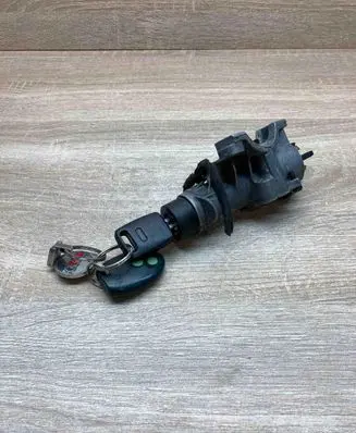 Volkswagen Golf IV Ignition lock 4B0905851C 4B0905849