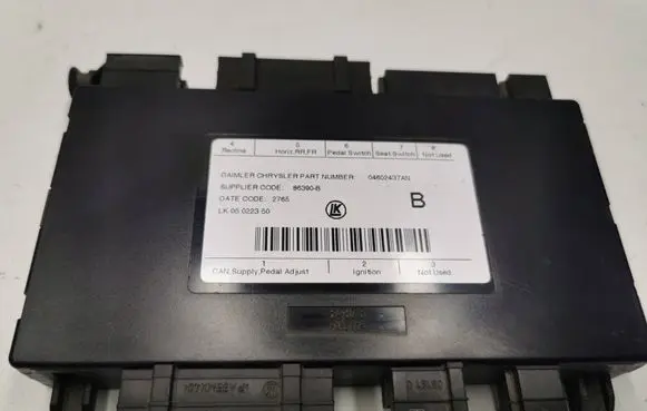 Jeep Grand Cherokee (WK) Seat memory switch 04602437AN LK05022350