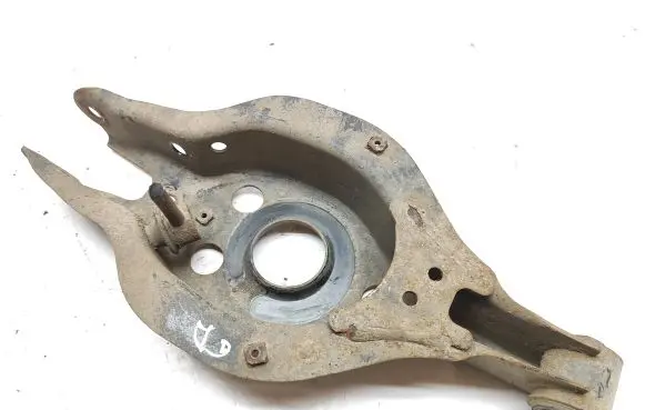 Lexus IS III XE30 Rear upper control arm/wishbone