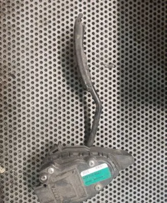 Renault Trafic II (X83) Accelerator throttle pedal 7700314525 6PV00811904