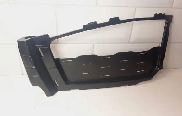 BMW 7 G11 G12 Front bumper corner part panel trim 