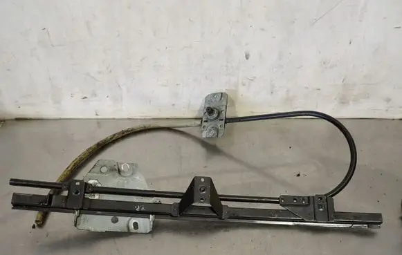 Skoda Favorit (781) Front door electric window regulator 