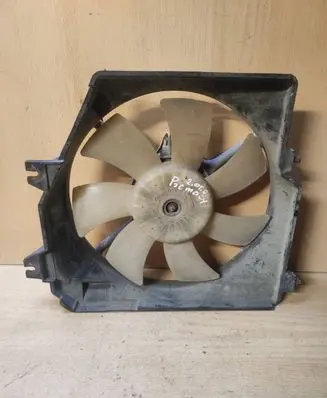 Mazda Premacy Radiator cooling fan shroud