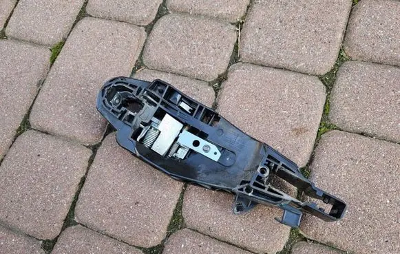 Opel Crossland X Rear door exterior handle 9802877180