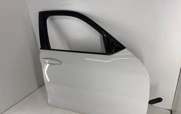 BMW X1 E84 Front door 9628746 41009628746