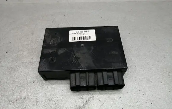 Volkswagen Golf IV Comfort/convenience module 1C0962258J