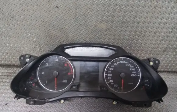 Audi A4 S4 B8 8K Speedometer (instrument cluster) 8K0920900J