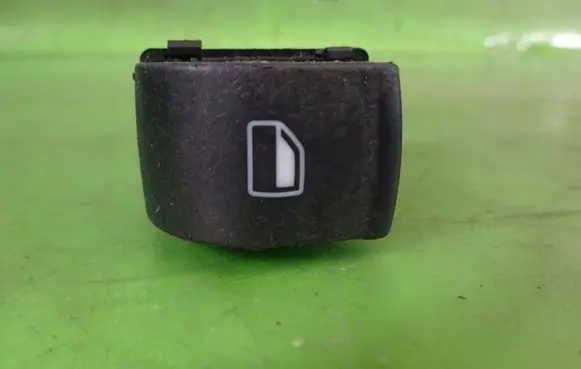 Audi A8 S8 D3 4E Quarter vent window switch 4E0959855