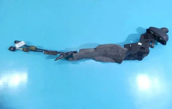 Gear shift cable linkage