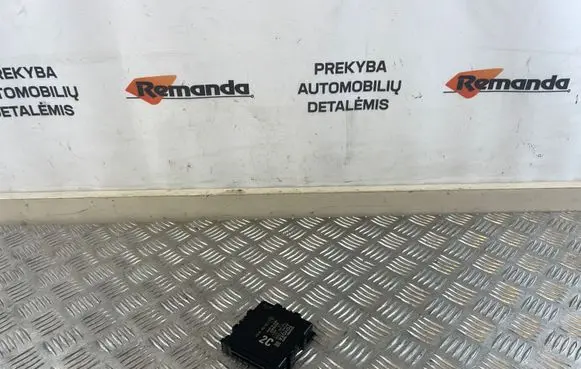 Toyota RAV 4 (XA40) Parking PDC control unit/module 8934042040 1881001671