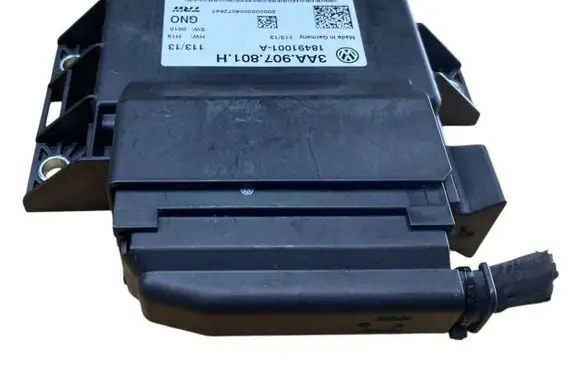 Volkswagen PASSAT B7 Hand brake control module 3AA907801H 18491001A