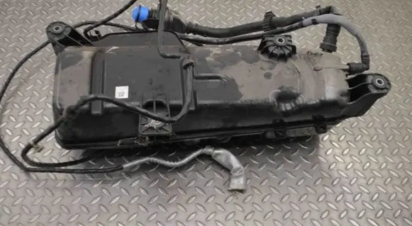 Land Rover Range Rover Velar AdBlue liquid reservoir K8D25J228AB M8D25J228AB