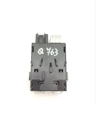 Mercedes-Benz EQE x294 USB socket connector A2238201606