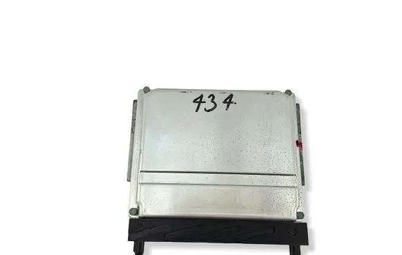 Volvo XC70 Engine control unit/module 0261207666 08675155A
