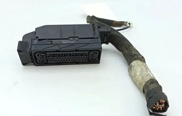 Mercedes-Benz CLK A209 C209 ABS module connector plug 0425458328 A2095407506