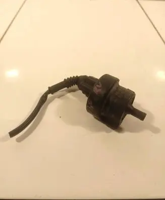Audi A4 S4 B6 8E 8H Valve vacuum 058133459 042115906