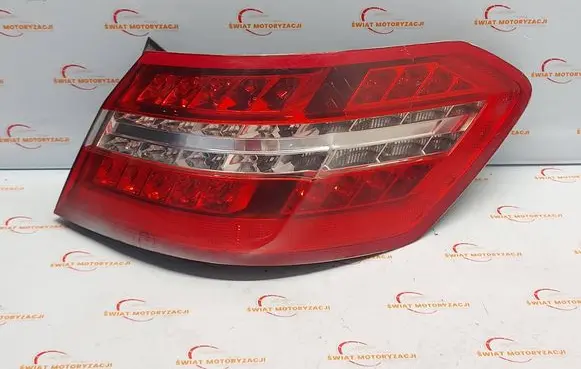 Mercedes-Benz E W212 Rear/tail lights A2129060658