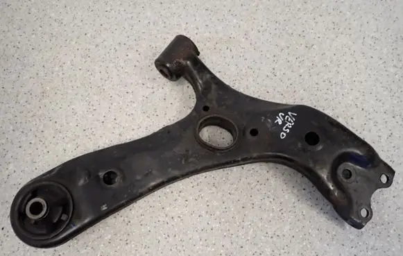 Toyota Verso Rear suspension control arm 