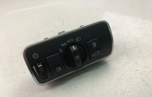 Volvo XC60 Light switch 30739448