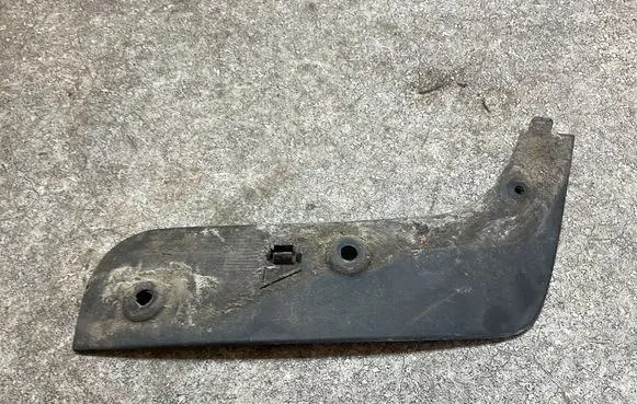 Volvo XC40 Front mudguard 32414225