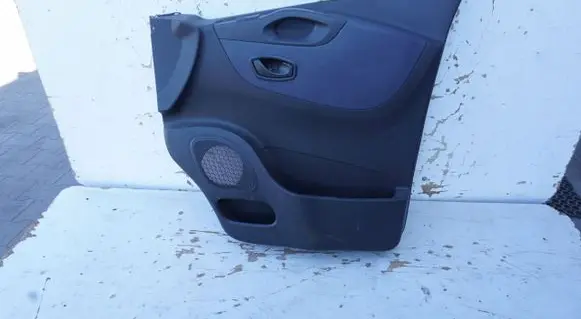 Opel Vivaro Front door card panel trim