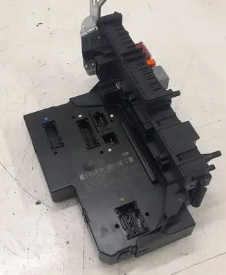 Mercedes-Benz E C207 W207 SAM control unit 2129060005 5DK00962088