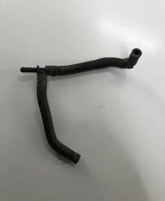 Volkswagen PASSAT B6 Engine coolant pipe/hose 0103R