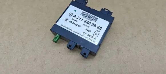 Mercedes-Benz CLS C219 Keyless (KESSY) go control unit/module A2118203885