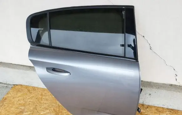 Peugeot 308 Rear door 96749603800