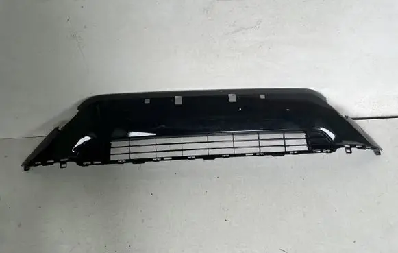 Toyota RAV 4 (XA40) Front bumper lower grill 5311342190