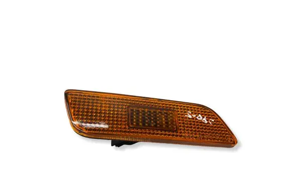Volvo S80 Front reflector 125129B