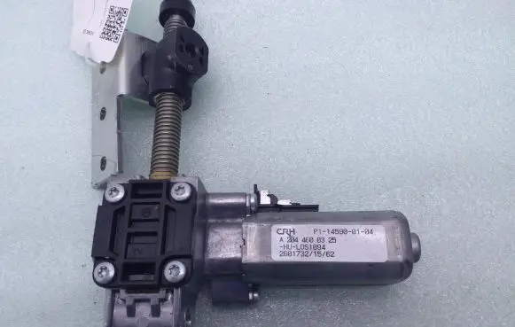 Mercedes-Benz E W212 Steering rack electric part A2044600325 P1145900104