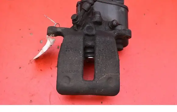 Rear brake caliper